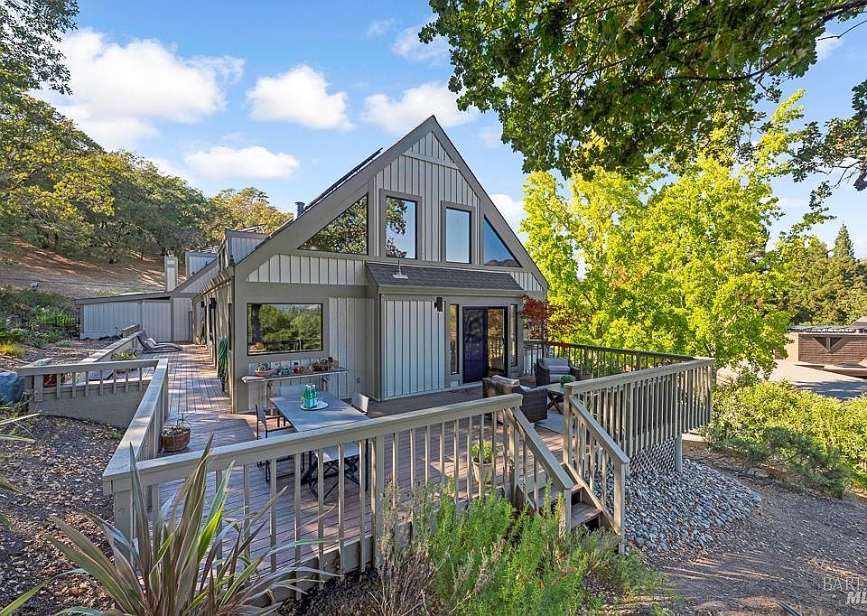 Santa Rosa, California, 95409, United States, 3 Bedrooms Bedrooms, ,2 BathroomsBathrooms,Residential,Forsale,1985924