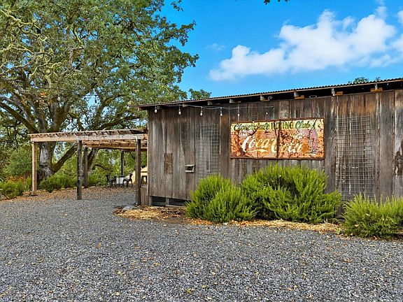 Cloverdale, California, 95425, United States, 3 Bedrooms Bedrooms, ,3 BathroomsBathrooms,Residential,Forsale,1985929