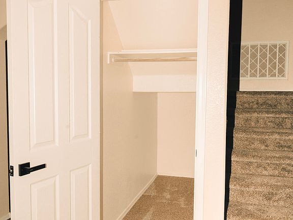 Phoenix, Arizona, 85050, United States, 4 Bedrooms Bedrooms, ,3 BathroomsBathrooms,Residential,Forsale,1971068