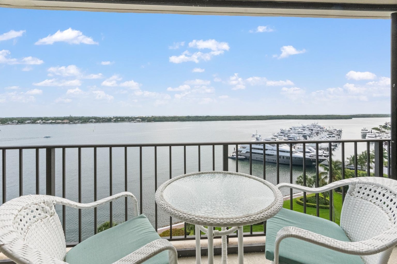 North Palm Beach, Florida, 33408, United States, 2 Bedrooms Bedrooms, ,2 BathroomsBathrooms,Residential,Forsale,1969935