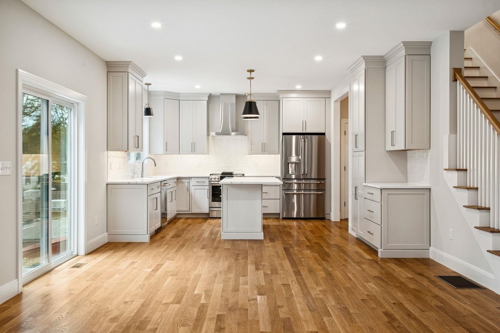 Portsmouth, New Hampshire, 03801, United States, 4 Bedrooms Bedrooms, ,2.5 BathroomsBathrooms,Residential,Forsale,2002371