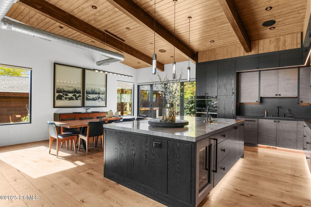 Park City, Utah, 84060, United States, 5 Bedrooms Bedrooms, ,4.5 BathroomsBathrooms,Residential,Forsale,2004724