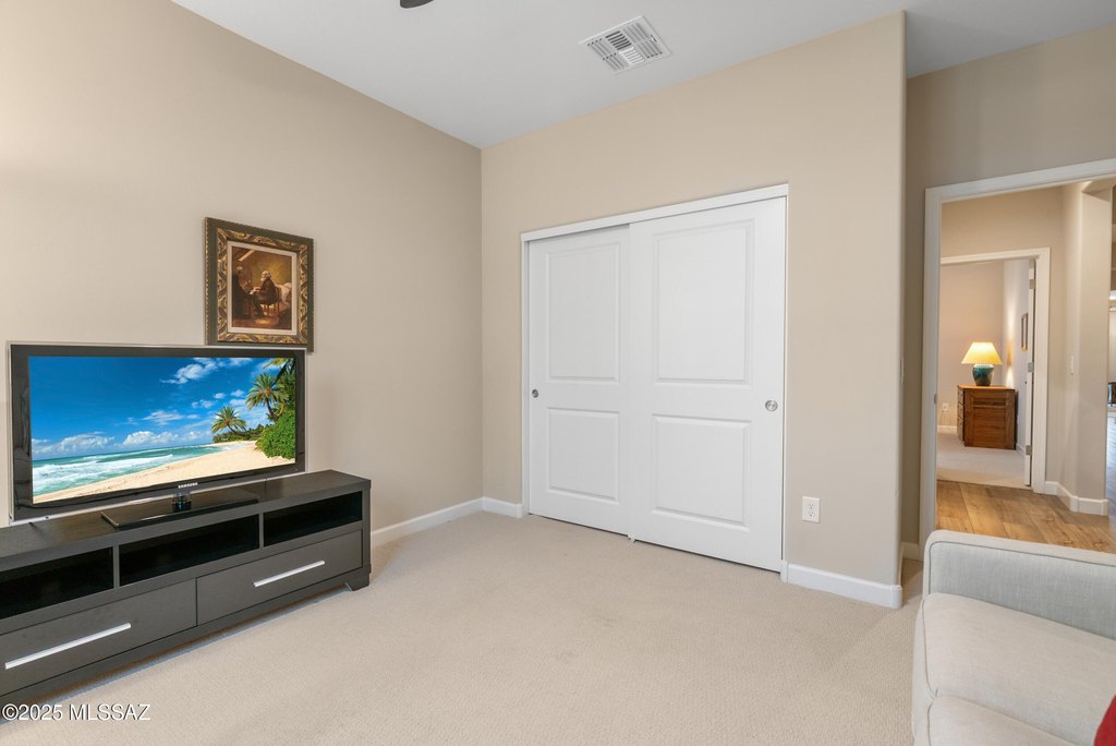 Tucson, Arizona, 85742, United States, 3 Bedrooms Bedrooms, ,2 BathroomsBathrooms,Residential,Forsale,1990091