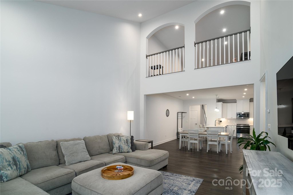 Mooresville, North Carolina, 28117, United States, 3 Bedrooms Bedrooms, ,2.5 BathroomsBathrooms,Residential,Forsale,2004566