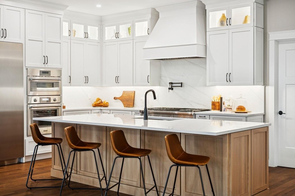 Newington, New Hampshire, 03801, United States, 4 Bedrooms Bedrooms, ,4.5 BathroomsBathrooms,Residential,Forsale,2002401