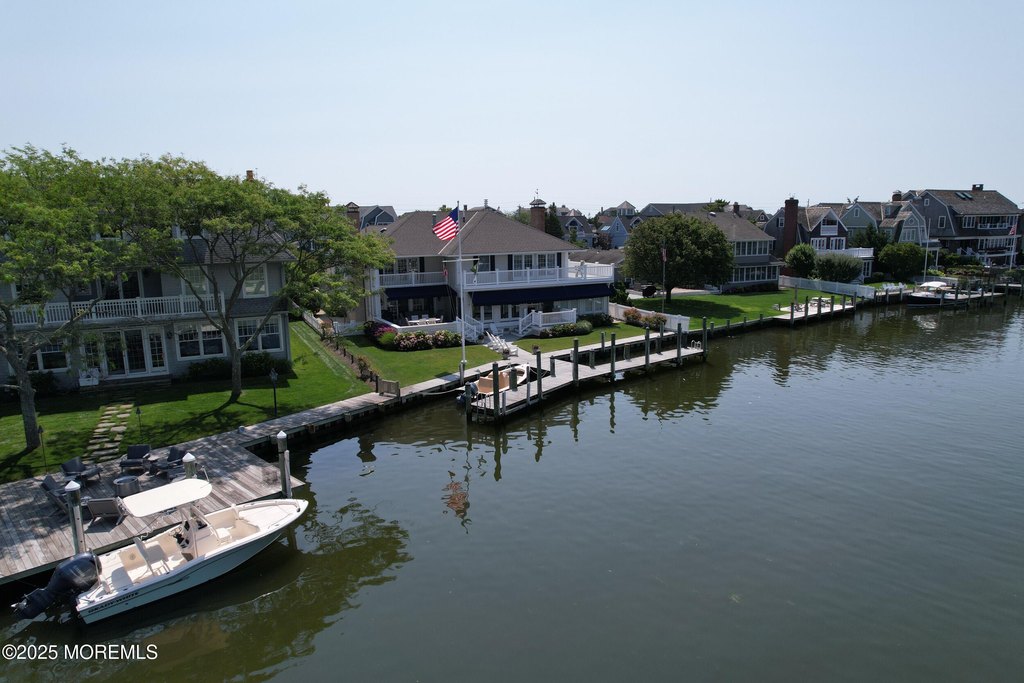 Mantoloking, New Jersey, 08738, United States, 6 Bedrooms Bedrooms, ,4 BathroomsBathrooms,Residential,Forsale,1966063