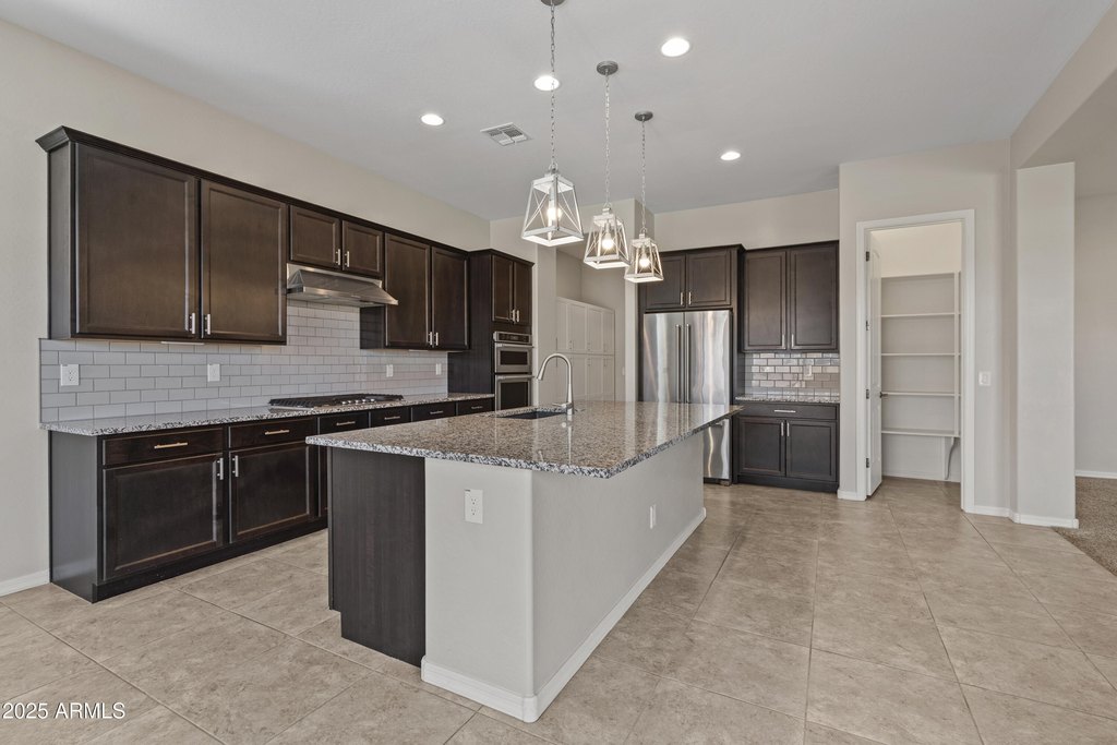 Mesa, Arizona, 85212, United States, 4 Bedrooms Bedrooms, ,3.5 BathroomsBathrooms,Residential,Forsale,2014401