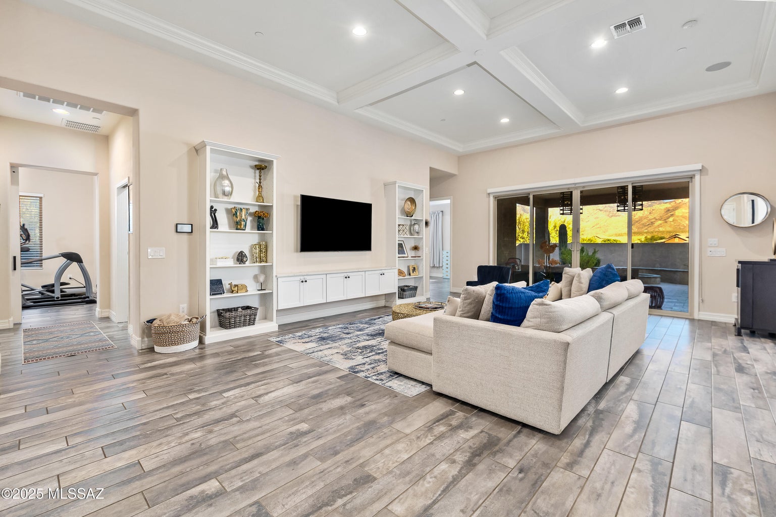 Tucson, Arizona, 85737, United States, 3 Bedrooms Bedrooms, ,4 BathroomsBathrooms,Residential,Forsale,1990093