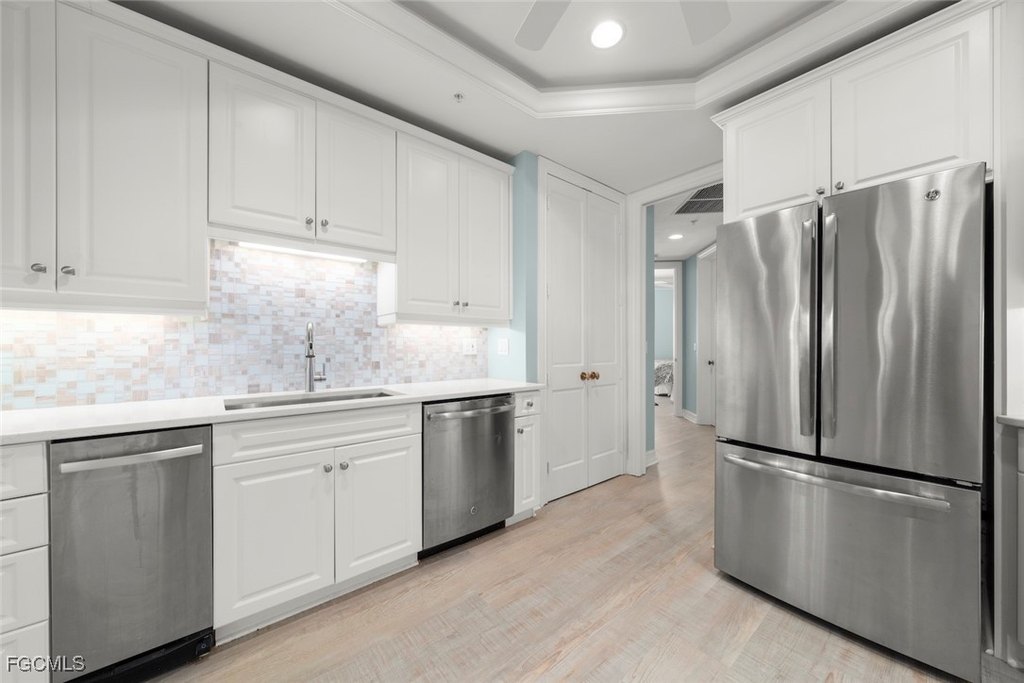 Sanibel, Florida, 33957, United States, 3 Bedrooms Bedrooms, ,3.5 BathroomsBathrooms,Residential,Forsale,1998633