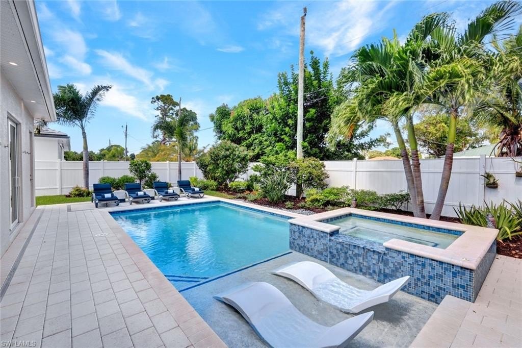 NAPLES, Florida, 34108, United States, 3 Bedrooms Bedrooms, ,3.5 BathroomsBathrooms,Residential,Forsale,2011592