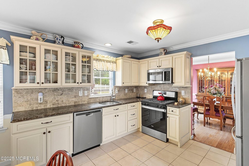 Toms River, New Jersey, 08753, United States, 4 Bedrooms Bedrooms, ,3 BathroomsBathrooms,Residential,Forsale,1994036