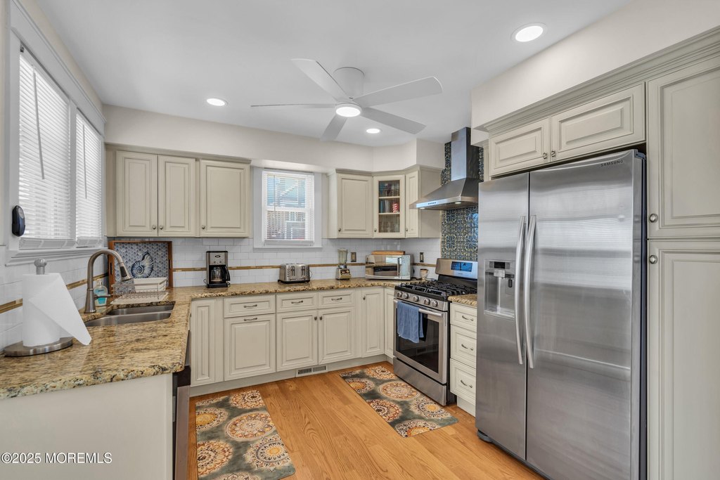 Lavallette, New Jersey, 08735, United States, 5 Bedrooms Bedrooms, ,3.5 BathroomsBathrooms,Residential,Forsale,2008467