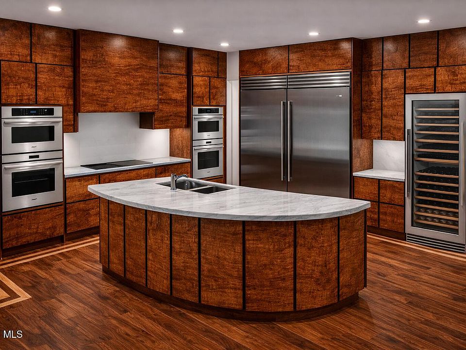 Guilderland, New York, 12186, United States, 5 Bedrooms Bedrooms, ,5.5 BathroomsBathrooms,Residential,Forsale,2014484