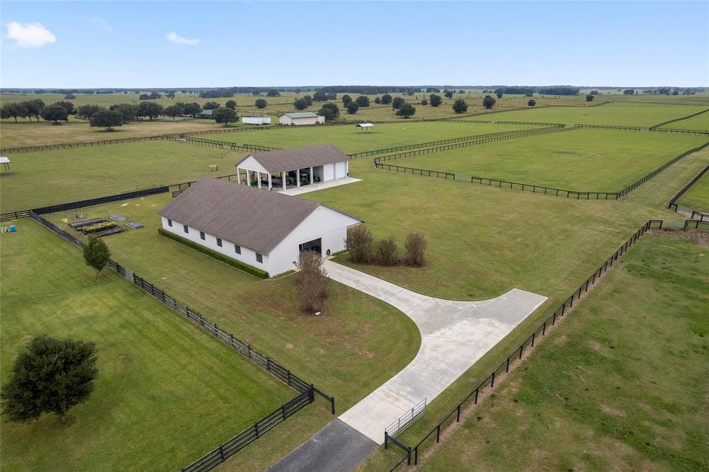 DUNNELLON, Florida, 34432, United States, 3 Bedrooms Bedrooms, ,2.5 BathroomsBathrooms,Residential,Forsale,1994126