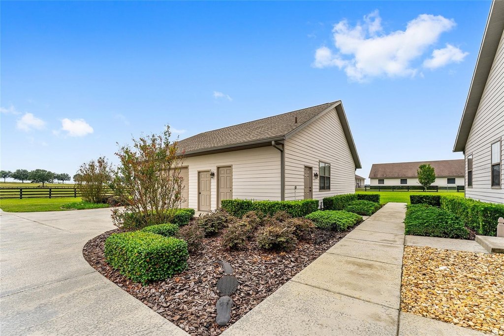 DUNNELLON, Florida, 34432, United States, 3 Bedrooms Bedrooms, ,2.5 BathroomsBathrooms,Residential,Forsale,1994126