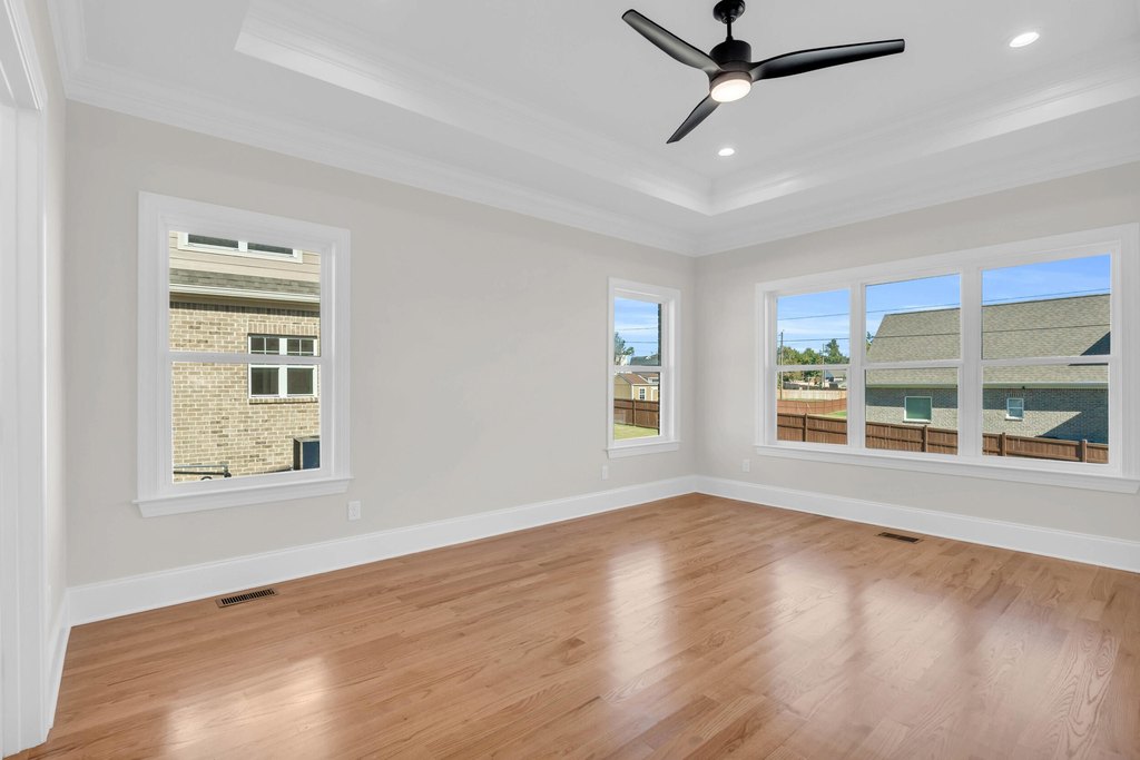 Chattanooga, Tennessee, 37421, United States, 5 Bedrooms Bedrooms, ,4 BathroomsBathrooms,Residential,Forsale,2009582