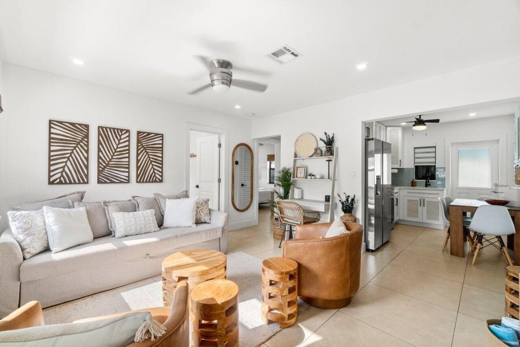 Delray Beach, Florida, 33444, United States, ,Residential,Forsale,2004658