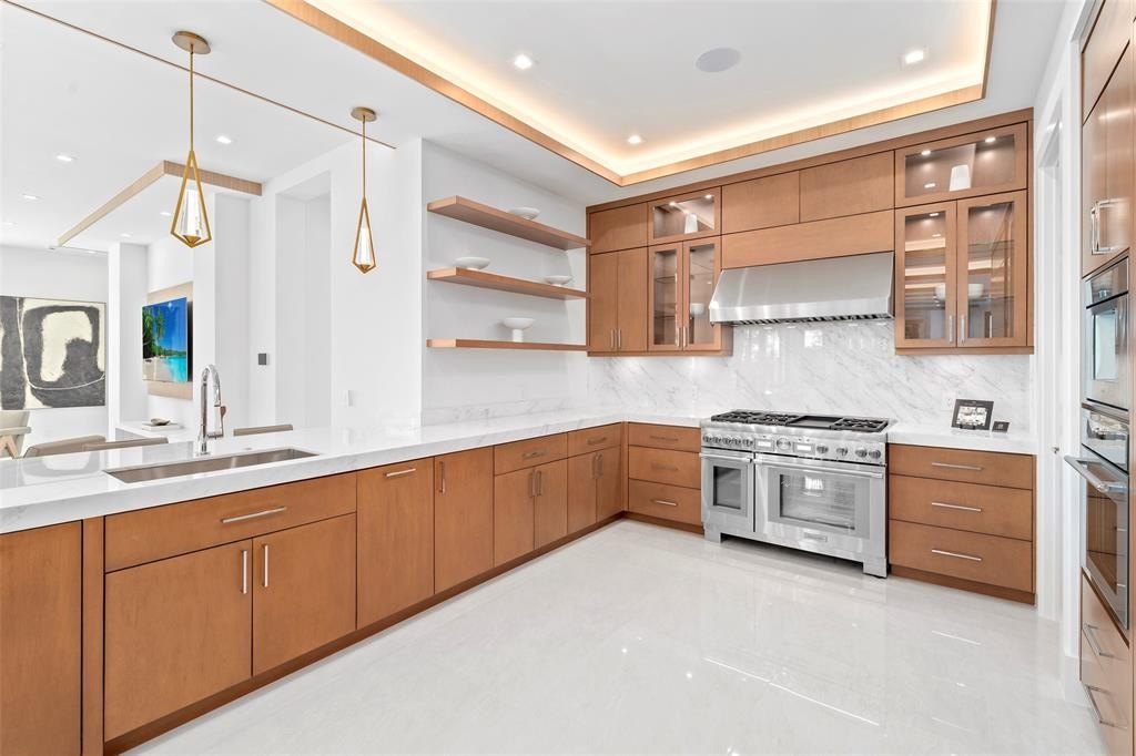 Fort Lauderdale, Florida, 33301, United States, 6 Bedrooms Bedrooms, ,5.5 BathroomsBathrooms,Residential,Forsale,1994100