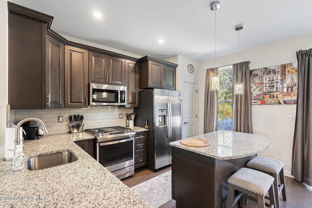 Brick, New Jersey, 08723, United States, 3 Bedrooms Bedrooms, ,2.5 BathroomsBathrooms,Residential,Forsale,1994022