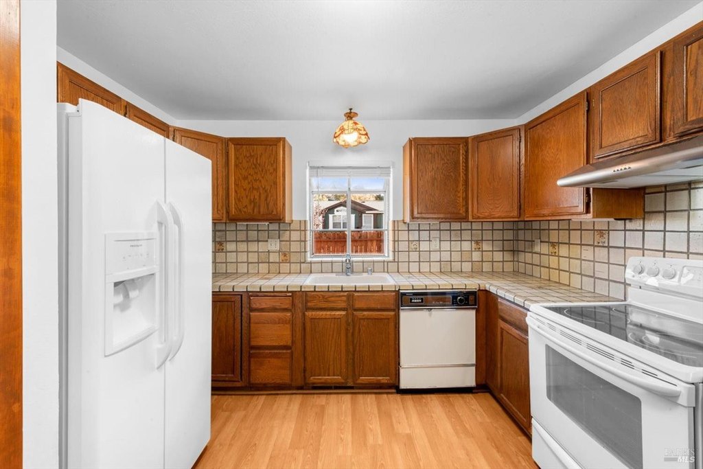 Napa, California, 94558, United States, 3 Bedrooms Bedrooms, ,2 BathroomsBathrooms,Residential,Forsale,2004743