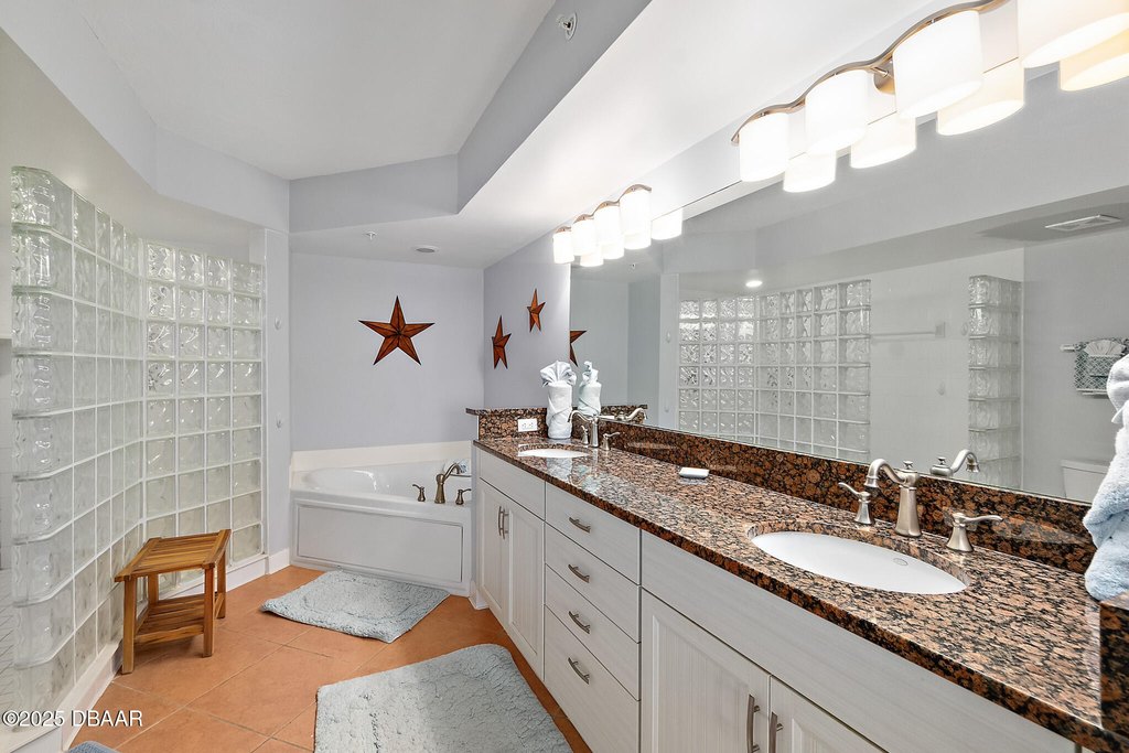 Daytona Beach Shores, Florida, 32118, United States, 3 Bedrooms Bedrooms, ,3 BathroomsBathrooms,Residential,Forsale,1990152