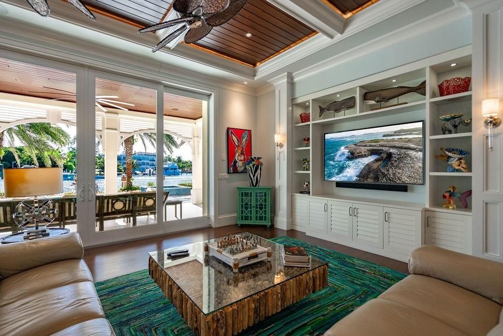 Lighthouse Point, Florida, 33064, United States, 5 Bedrooms Bedrooms, ,6 BathroomsBathrooms,Residential,Forsale,1994097