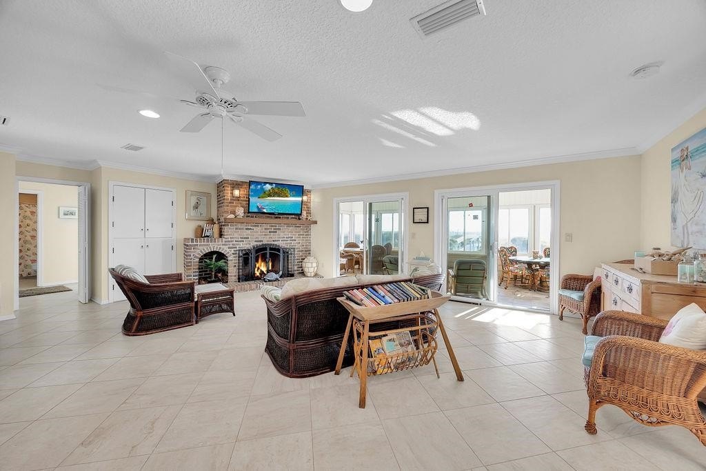 Fernandina Beach, Florida, 32034, United States, 3 Bedrooms Bedrooms, ,2 BathroomsBathrooms,Residential,Forsale,2001135