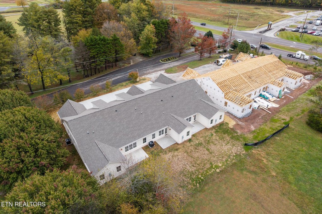 Clinton, Tennessee, 37716, United States, 3 Bedrooms Bedrooms, ,3 BathroomsBathrooms,Residential,Forsale,1999454