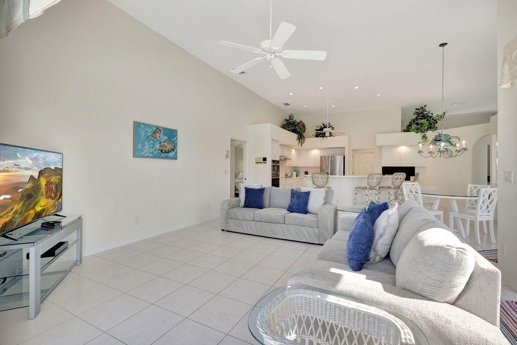 Marco Island, Florida, 34145, United States, 3 Bedrooms Bedrooms, ,2.5 BathroomsBathrooms,Residential,Forsale,2004781