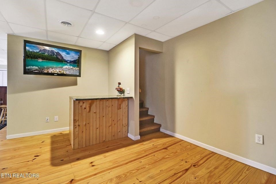 Jamestown, Tennessee, 38556, United States, 4 Bedrooms Bedrooms, ,3 BathroomsBathrooms,Residential,Forsale,2010942