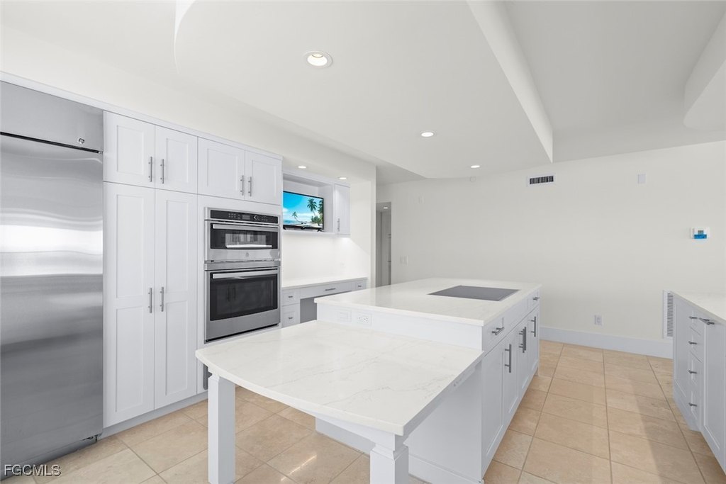 Sanibel, Florida, 33957, United States, 3 Bedrooms Bedrooms, ,3.5 BathroomsBathrooms,Residential,Forsale,1998640