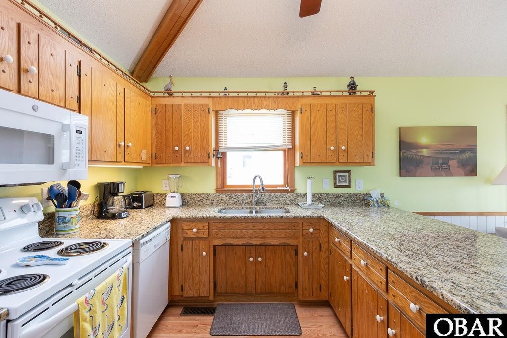 Corolla, North Carolina, 27927, United States, 4 Bedrooms Bedrooms, ,2.5 BathroomsBathrooms,Residential,Forsale,2004889