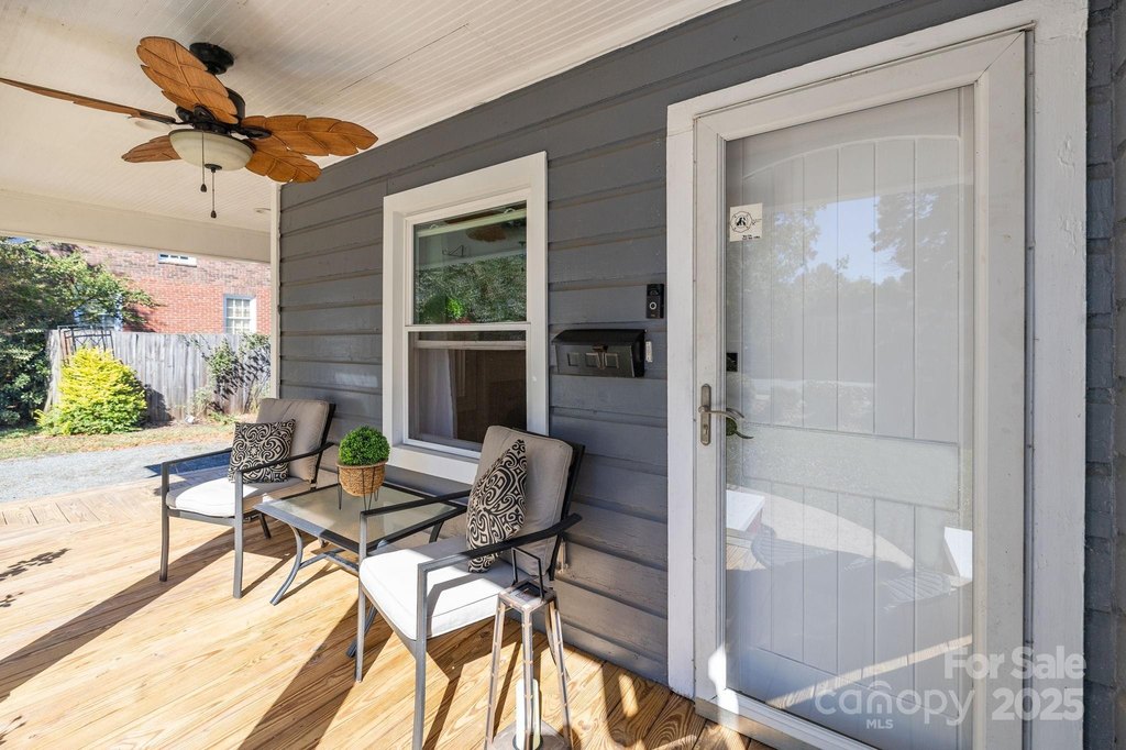 Charlotte, North Carolina, 28205, United States, 2 Bedrooms Bedrooms, ,2 BathroomsBathrooms,Residential,Forsale,2004560