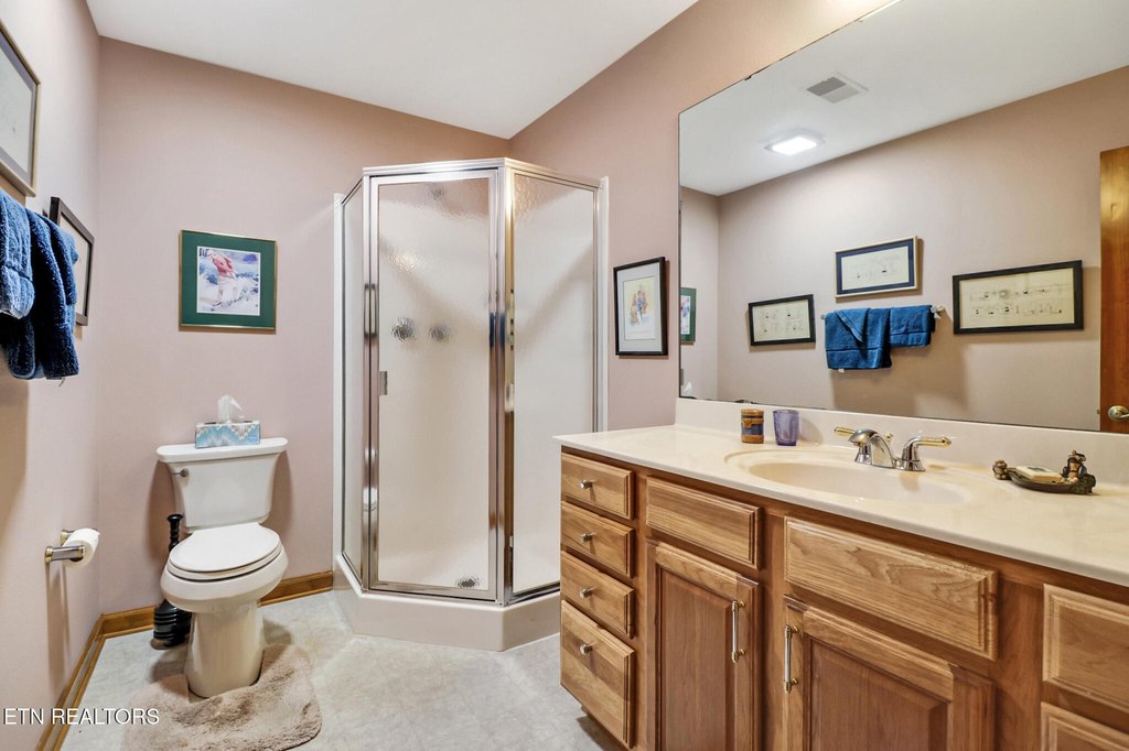 Fairfield Glade, Tennessee, 38558, United States, 3 Bedrooms Bedrooms, ,3 BathroomsBathrooms,Residential,Forsale,1996599