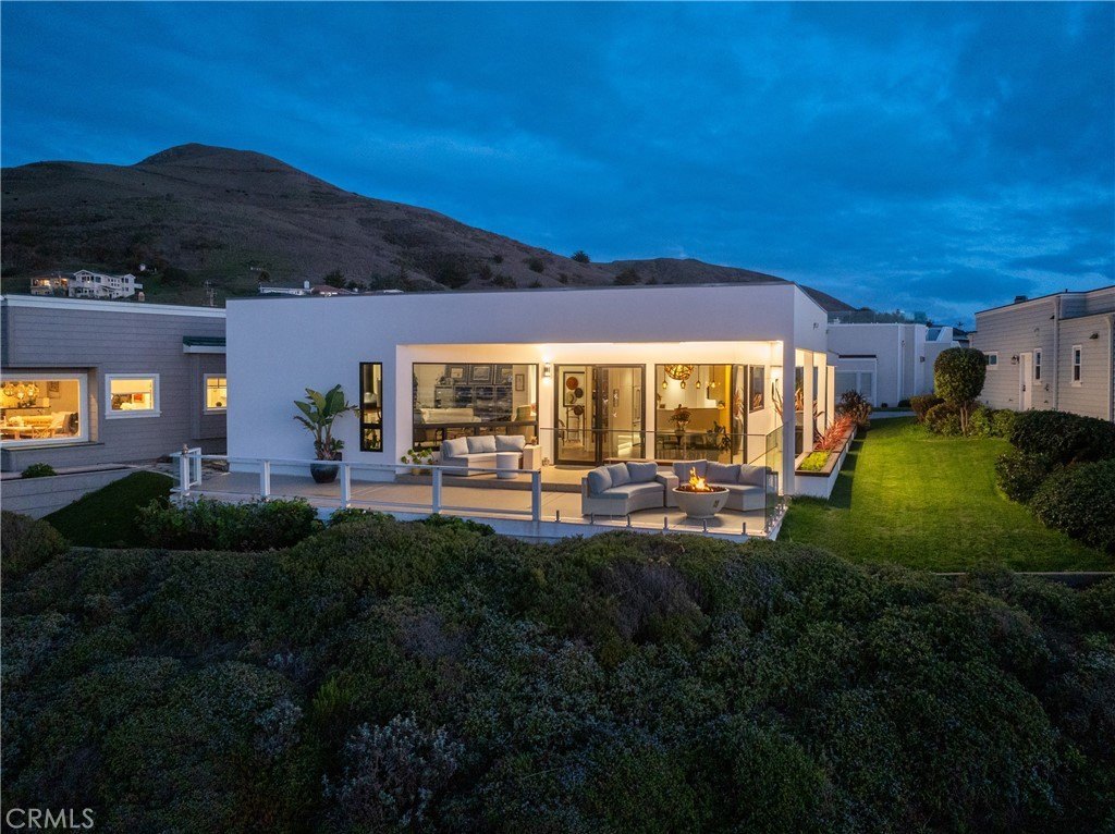 Cayucos, California, 93430, United States, 3 Bedrooms Bedrooms, ,2 BathroomsBathrooms,Residential,Forsale,1997703