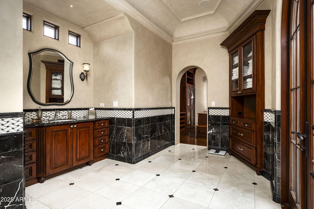 Scottsdale, Arizona, 85255, United States, 5 Bedrooms Bedrooms, ,9.5 BathroomsBathrooms,Residential,Forsale,2000262