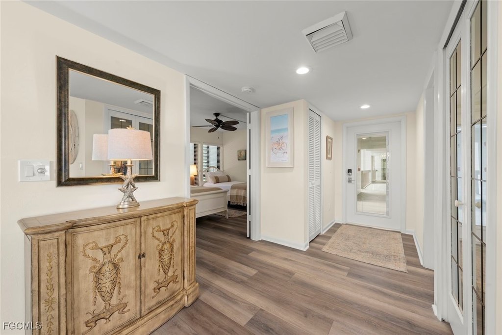 Captiva, Florida, 33924, United States, 2 Bedrooms Bedrooms, ,2 BathroomsBathrooms,Residential,Forsale,1998636