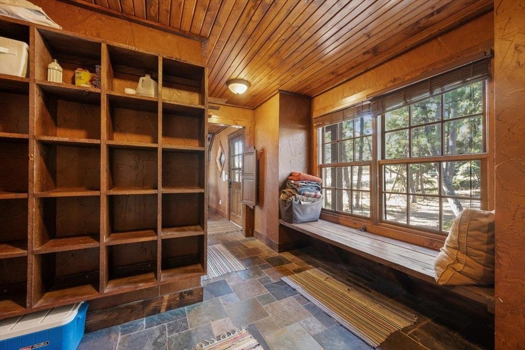 Lead, South Dakota, 57754, United States, 4 Bedrooms Bedrooms, ,2.5 BathroomsBathrooms,Residential,Forsale,2004329