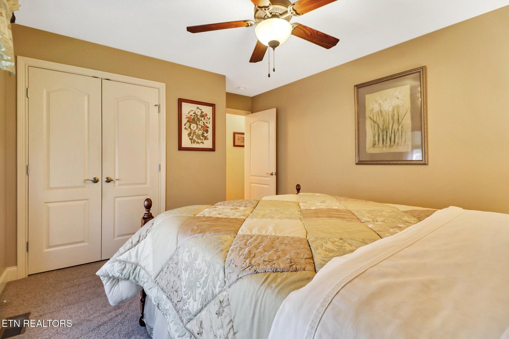 Crossville, Tennessee, 38558, United States, 3 Bedrooms Bedrooms, ,2 BathroomsBathrooms,Residential,Forsale,1996594