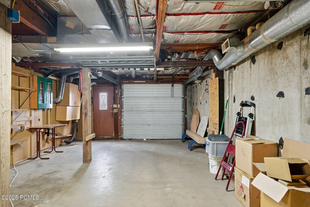 Park City, Utah, 84098, United States, 2 Bedrooms Bedrooms, ,1 BathroomBathrooms,Residential,Forsale,2004730