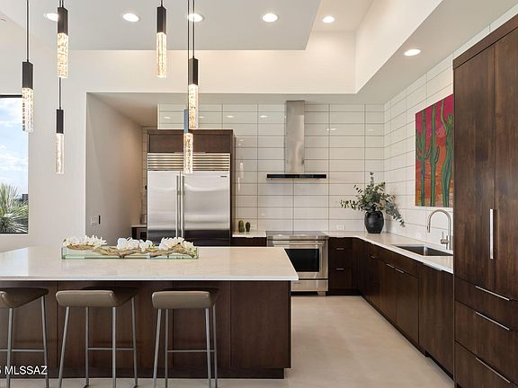 Oro Valley, Arizona, 85755, United States, 3 Bedrooms Bedrooms, ,4 BathroomsBathrooms,Residential,Forsale,1990102