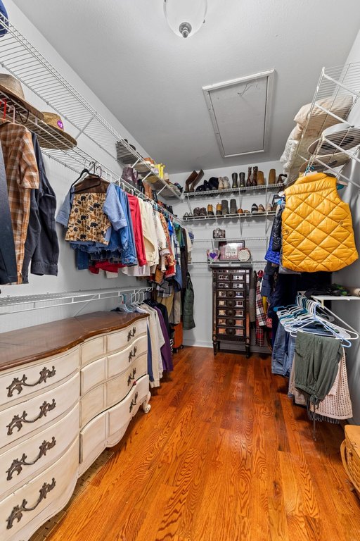 Russellville, Tennessee, 37860, United States, 5 Bedrooms Bedrooms, ,5.5 BathroomsBathrooms,Residential,Forsale,2002622