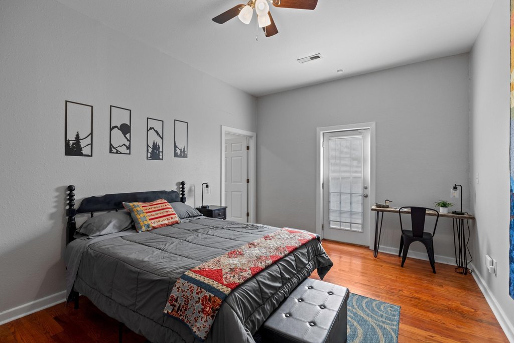 Russellville, Tennessee, 37860, United States, 5 Bedrooms Bedrooms, ,5.5 BathroomsBathrooms,Residential,Forsale,2002622