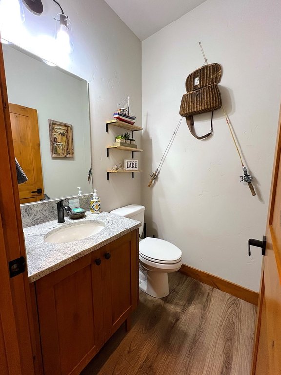 McCall, Idaho, 83638, United States, 2 Bedrooms Bedrooms, ,2.5 BathroomsBathrooms,Residential,Forsale,1996724