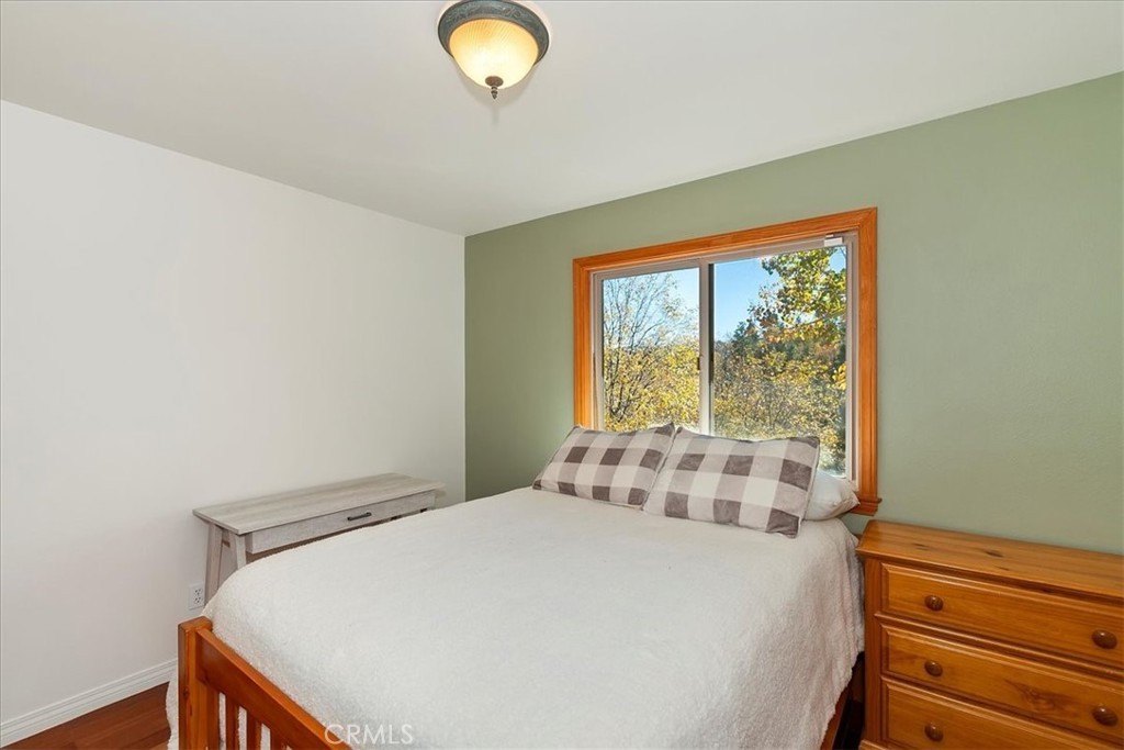 Lake Arrowhead, California, 92352, United States, 4 Bedrooms Bedrooms, ,3 BathroomsBathrooms,Residential,Forsale,2000288