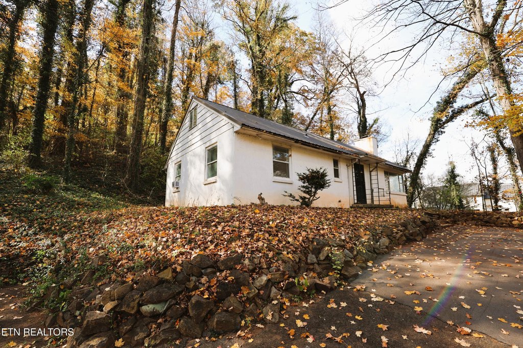 Knoxville, Tennessee, 37920, United States, 2 Bedrooms Bedrooms, ,1 BathroomBathrooms,Residential,Forsale,1999470 Knoxville, Tennessee, 37920, United States, 2 Bedrooms Bedrooms, ,1 BathroomBathrooms,Residential,Forsale,1999470