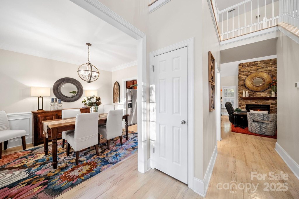 Cramerton, North Carolina, 28032, United States, 3 Bedrooms Bedrooms, ,3.5 BathroomsBathrooms,Residential,Forsale,2007724