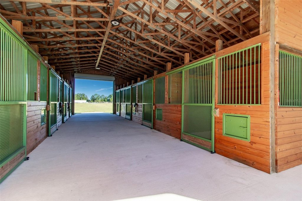 DUNNELLON, Florida, 34431, United States, 5 Bedrooms Bedrooms, ,2.5 BathroomsBathrooms,Residential,Forsale,2009539