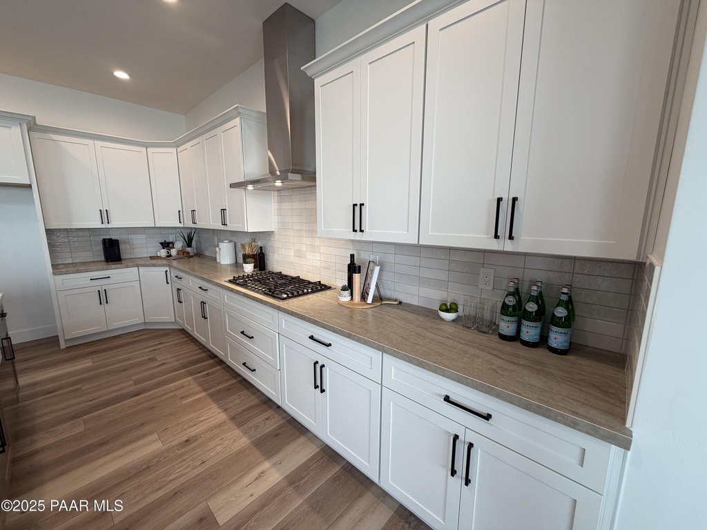 Prescott, Arizona, 86301, United States, 3 Bedrooms Bedrooms, ,6.5 BathroomsBathrooms,Residential,Forsale,2011287