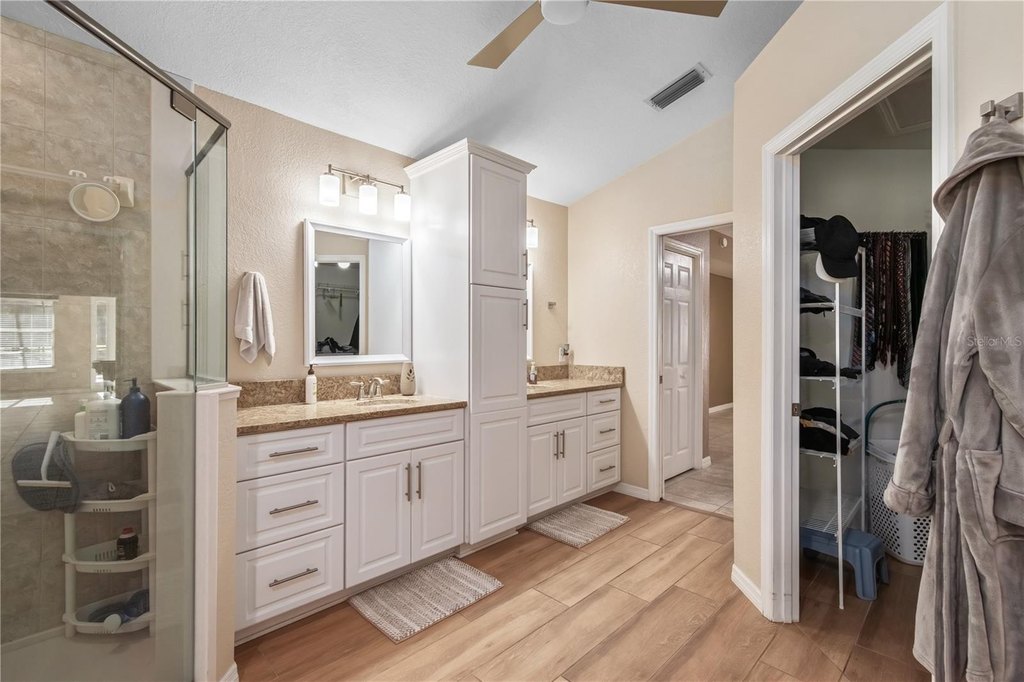 OCALA, Florida, 34475, United States, 3 Bedrooms Bedrooms, ,3 BathroomsBathrooms,Residential,Forsale,2004574